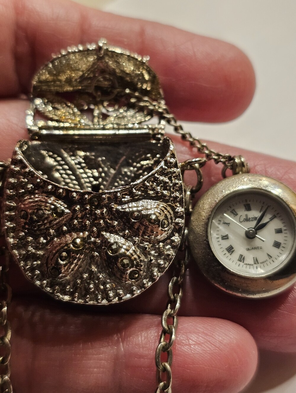Vintage Collezio Mini Purse Pendant Secret Quartz Watch Necklace Repair/Prop